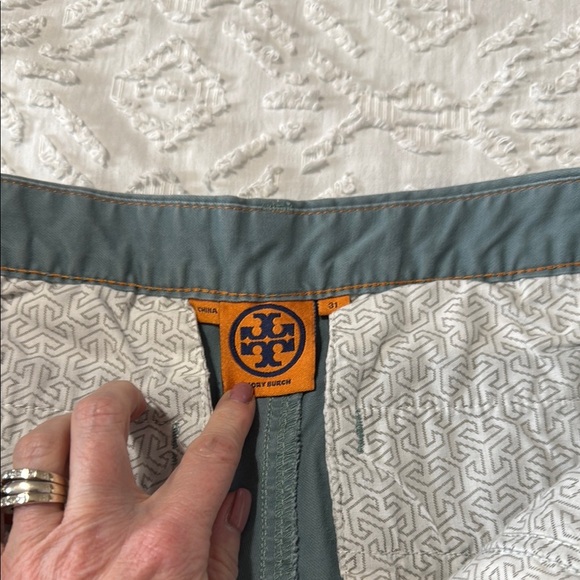 Tori Burch Women’s Size 31 Cotton Chino Logo Buttons Straight Leg Pants - Picture 5 of 9